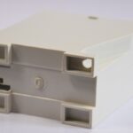 جعبه پلاستیکی خالی صنعتی جهت جایگذاری و نگهداری انواع رله های ترک و سایر ماژول های الکتریکی